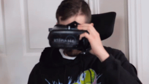 Looking Checking GIF - Looking Checking Virtual Reality GIFs