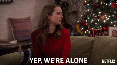 Yep Were Alone Youre Right GIF - Yep Were Alone Youre Right No One Is Here GIFs
