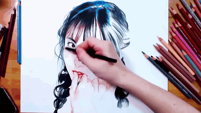 a person is drawing a woman 's face with a pencil that says prismacolor on it