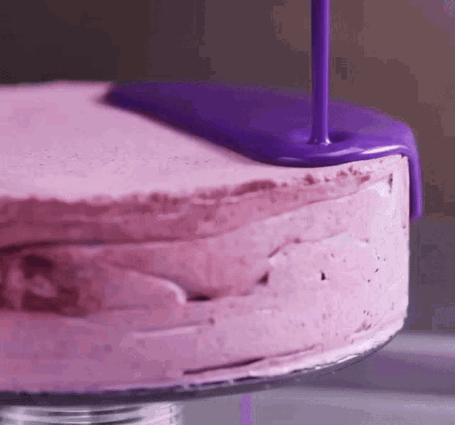 Purple Frosting Cake GIF - Purple Frosting Cake Dessert GIFs