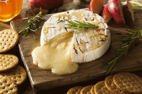 Camembert Coulant GIF