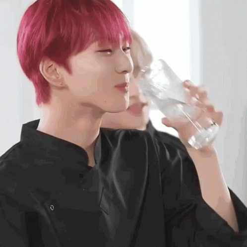 Enhypen Jungwon Baffled Spits Out Drink Topples Over En Hypen GIF - Enhypen Jungwon Baffled Spits Out Drink Topples Over En Hypen Enha GIFs