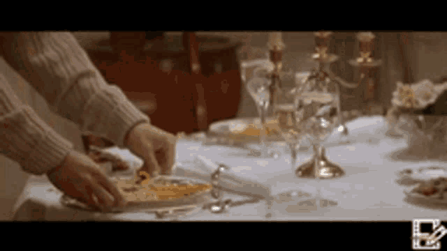 Mrs Doubtfire Dinner Is Served GIF - Mrs Doubtfire Dinner Is Served Table GIFs