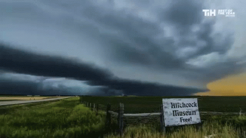 Weather This Is Happening GIF - Weather This Is Happening Clouds GIFs