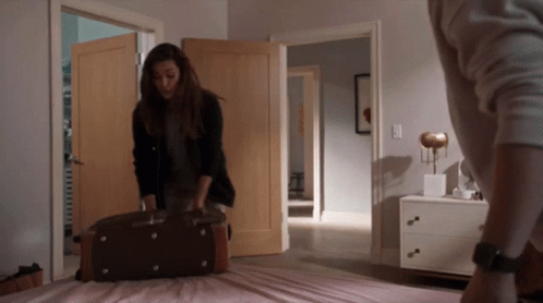 Station19 Carina Deluca GIF - Station19 Carina Deluca Packing Bags GIFs