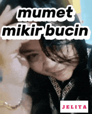 a picture of a woman with the words mumet mikirbucin