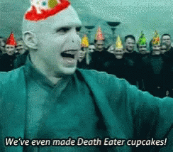 Harry Potter And The Deathly Hallows Part2 Birthday Party GIF - Harry Potter And The Deathly Hallows Part2 Birthday Party Cakes GIFs