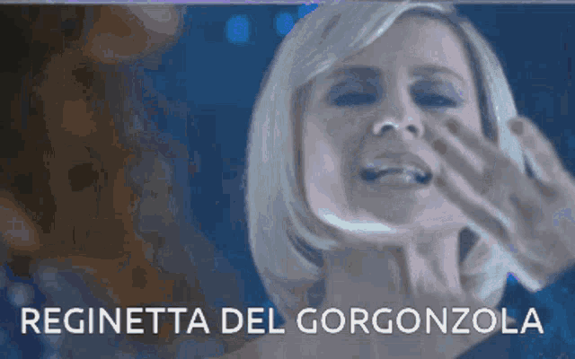Reginetta Del Gorgonzola Antonella Elia Gif GIF - Reginetta Del Gorgonzola Gorgonzola Antonella Elia Gif GIFs