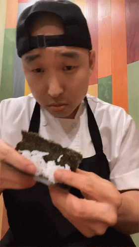 Wrapping Chef Chris Cho GIF - Wrapping Chef Chris Cho Rolling GIFs