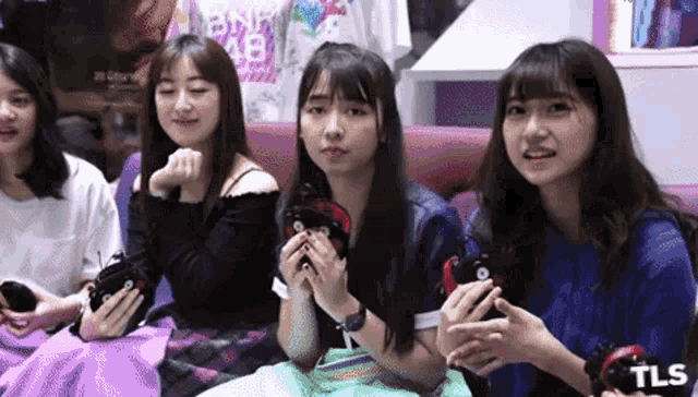 Looking Staring GIF - Looking Staring Janebnk GIFs