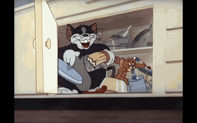 Banging Tom And Jerry GIF - Banging Tom And Jerry Pot And Pan Banging GIFs