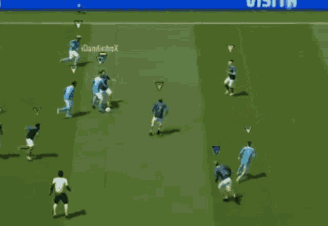 a soccer game is being played with a player named boyz-kinskvitsku