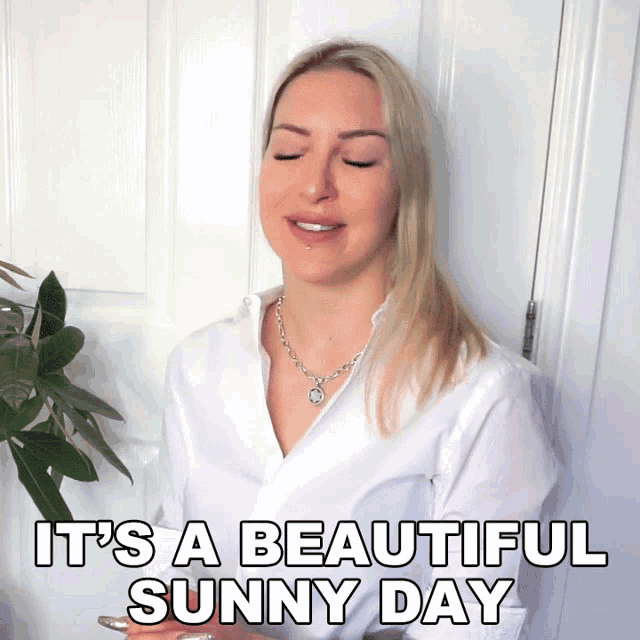 Its A Beautiful Sunny Day Tracy Kiss GIF - Its A Beautiful Sunny Day Tracy Kiss Good Day GIFs