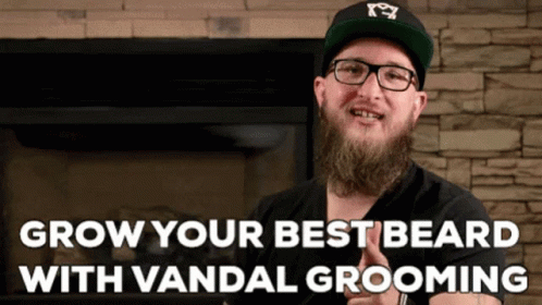Vandal Grooming Thats Right GIF - Vandal Grooming Thats Right Smile GIFs