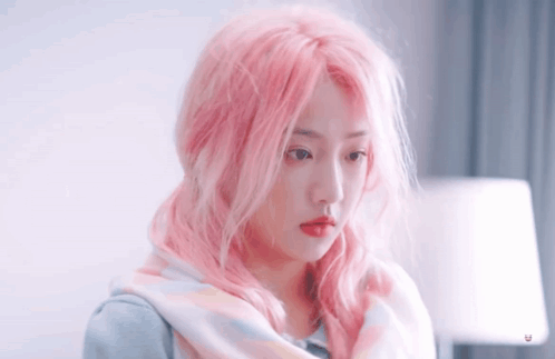 Pink Hair Human Doll GIF - Pink Hair Human Doll Wu Jiayi GIFs