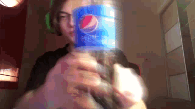 Pepsi школьник GIF - Pepsi школьник пьётпепси GIFs