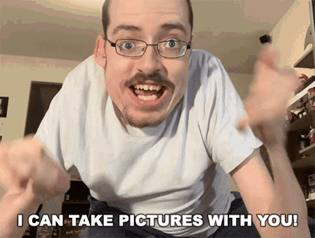 I Can Take Pictures With You Picture GIF - I Can Take Pictures With You Picture Take Pictures With You GIFs