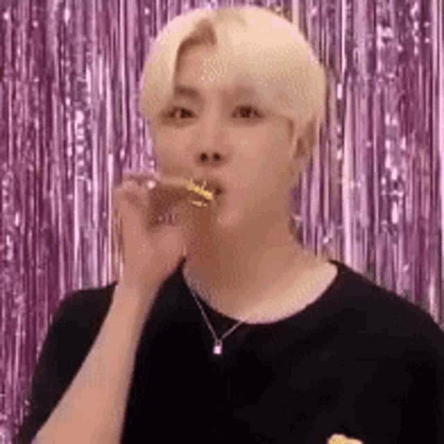 Jeontier Jhope GIF - Jeontier Jhope Jhope Party GIFs