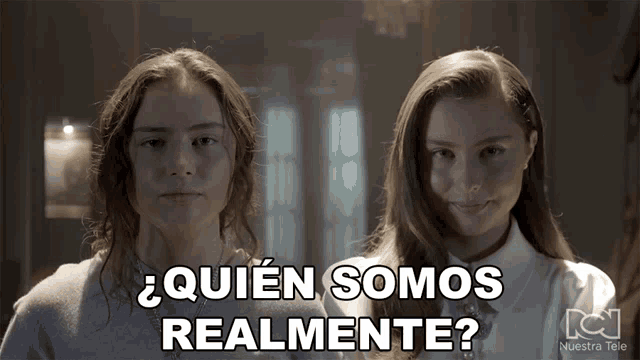 two women are standing next to each other with the words " quien somos realmente " written above them