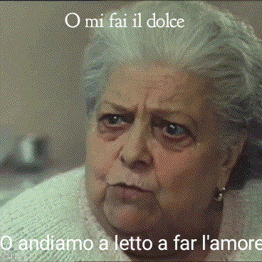 a close up of an older woman 's face with the words o mi fai il dolce