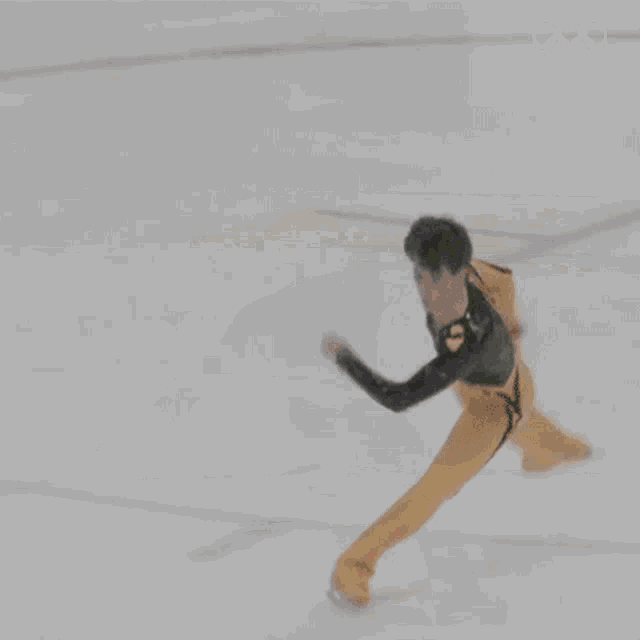 Spinning Jump Brian Orser GIF - Spinning Jump Brian Orser International Olympic Committee250days GIFs