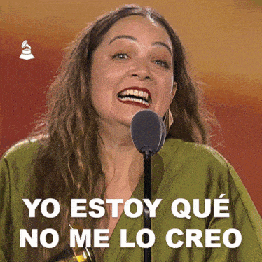 Yo Estoy Qué No Me Lo Creo Latin Grammy GIF - Yo Estoy Qué No Me Lo Creo Latin Grammy No Lo Puedo Creer GIFs