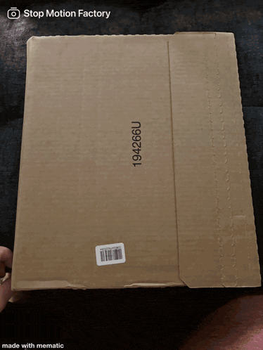 a cardboard box with a label that says 194266u