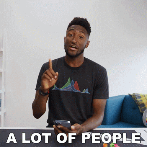 A Lot Of People Marques Brownlee GIF - A Lot Of People Marques Brownlee A Bunch Of People GIFs