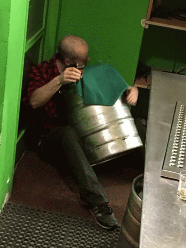 Alcohol Beer GIF - Alcohol Beer Drunk GIFs
