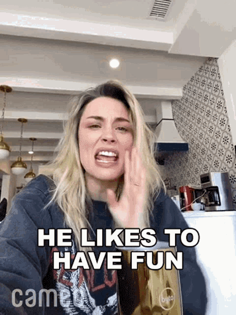 He Likes To Have Fun Arielle Vandenberg GIF - He Likes To Have Fun Arielle Vandenberg Cameo GIFs