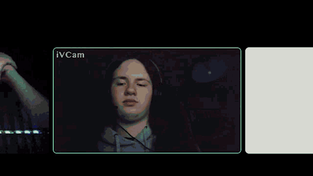 a screenshot of a video call between torpedo and foxyggs