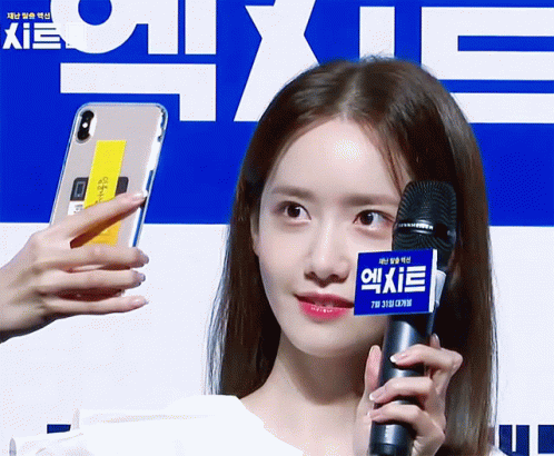 Yoona Snsdyoona GIF - Yoona Snsdyoona Selfie GIFs