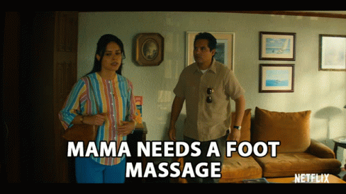 Mama Foot Massage GIF - Mama Foot Massage Pregnant GIFs