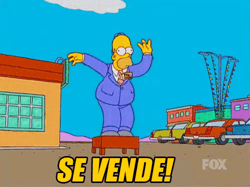 a cartoon of homer simpson standing on a podium with the words se vende written below him
