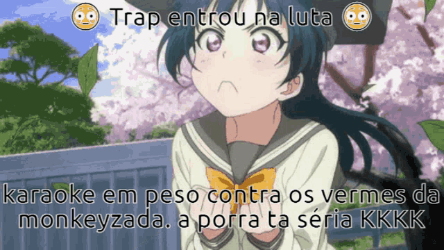 a picture of a girl with the words trap entrou na luta below her