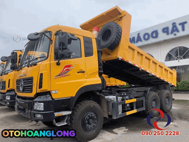 Xe Ben Dongfeng3chan Dongfeng Truck GIF - Xe Ben Dongfeng3chan Dongfeng Truck Otohoanglong GIFs