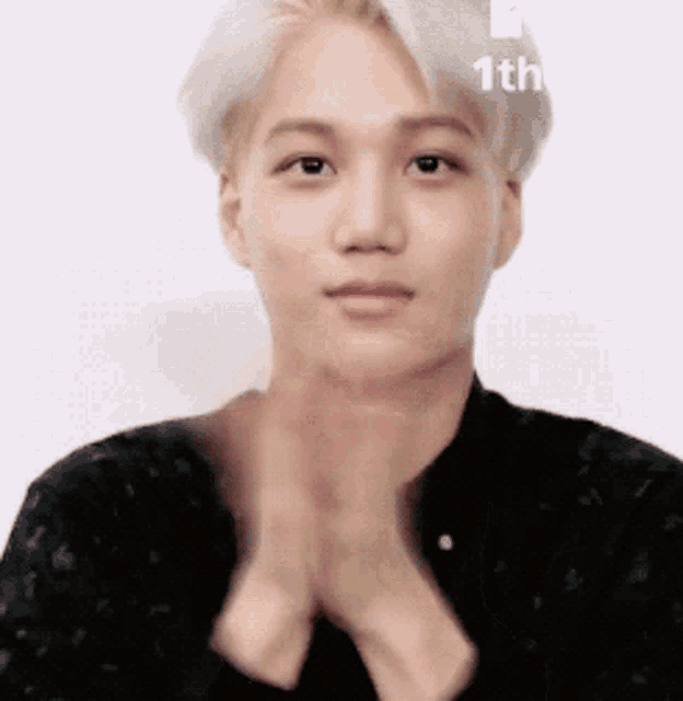 Clapping Exo GIF - Clapping Exo Kai GIFs