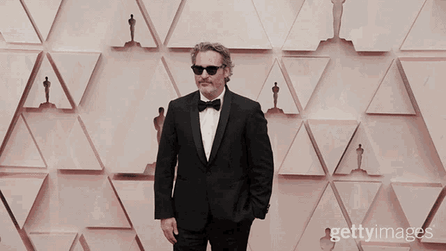 Joaquin Phoenix no tapete vermelho do Oscar.