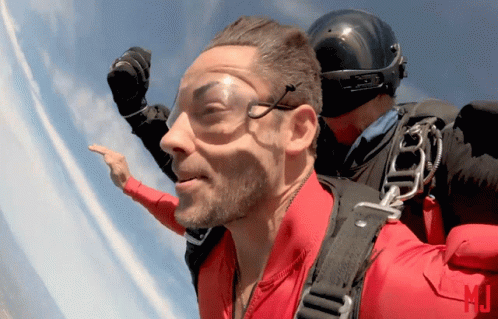 Skydiving Look At Me GIF - Skydiving Look At Me Im Flying GIFs