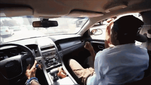 Me Wen My Jam Is On😂 GIF - Jam Car Song GIFs