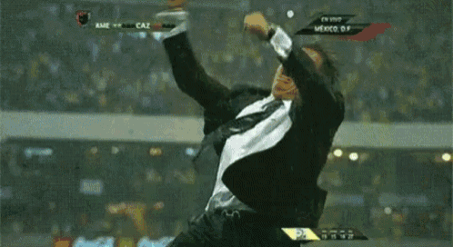 Miguel Herrera Saiyan GIF - Miguel Herrera Saiyan Power Up GIFs