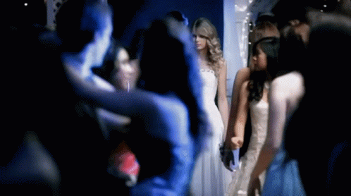 You Belong With Me Taylor Swift GIF - You Belong With Me Taylor Swift GIFs