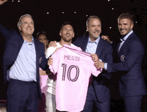 Posing With The Jersey Lionel Messi GIF - Posing With The Jersey Lionel Messi David Beckham GIFs