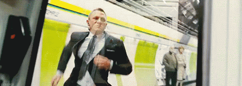 Catching The Tube - James Bond, Skyfall GIF - James Bond Skyfall Daniel Craig GIFs