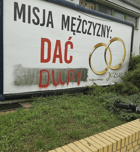a billboard that says misja mężczyzny