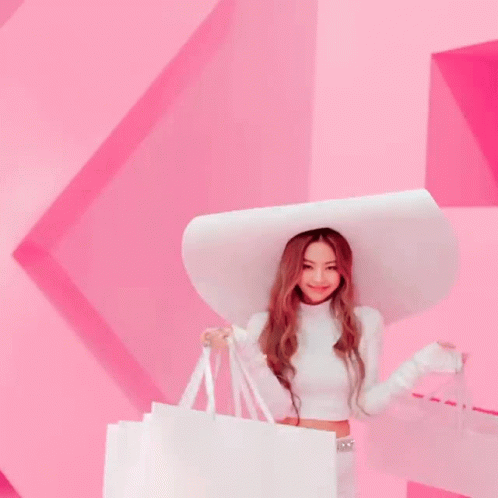 Happy Shopping Jennie Kim GIF - Happy Shopping Jennie Kim Blackpink GIFs