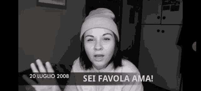 a black and white photo of a woman with the words sei favola ama