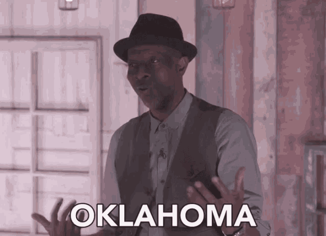 Oklahoma Singing GIF - Oklahoma Singing Strumming GIFs