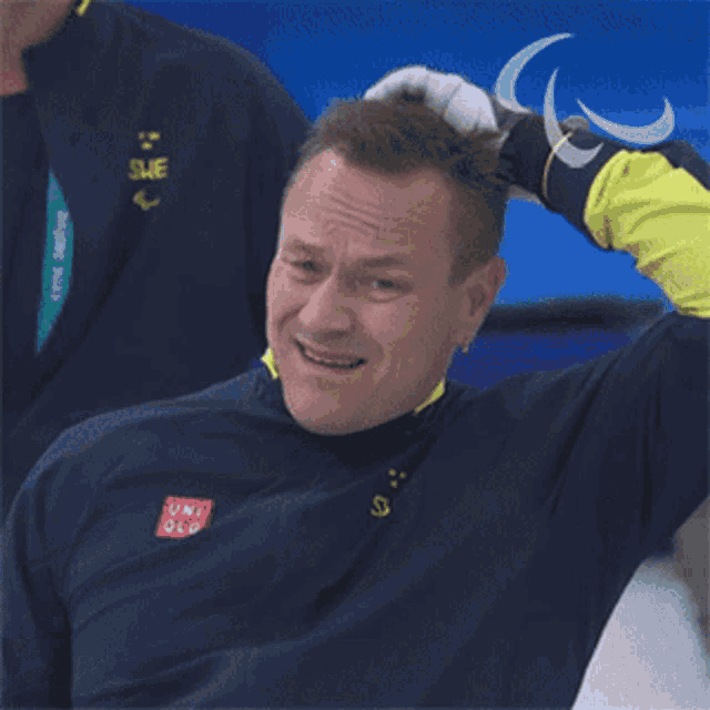 Scratching My Head Sweden GIF - Scratching My Head Sweden Paralympics GIFs