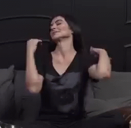 Cléo Pires GIF - Cleopires Poderosa Mulher Cabelo GIFs